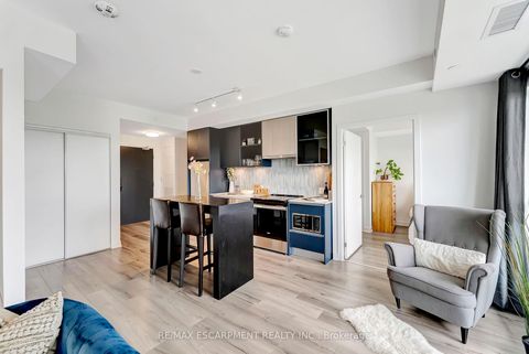 Photo 3 at 702 - 405 Dundas Street W, GO Glenorchy, Oakville