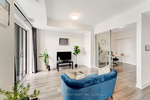 Photo 6 at 702 - 405 Dundas Street W, GO Glenorchy, Oakville
