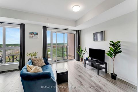 Photo 8 at 702 - 405 Dundas Street W, GO Glenorchy, Oakville