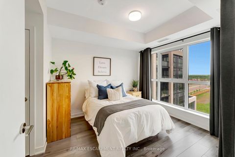 Photo 13 at 702 - 405 Dundas Street W, GO Glenorchy, Oakville