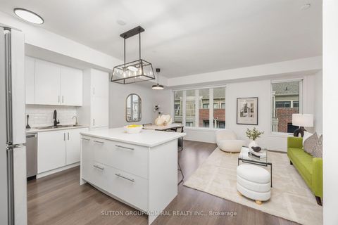 Photo 2 at 14 - 125 Long Branch Avenue, Long Branch, Toronto