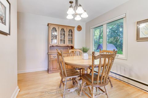 Photo 14 at 130 Park Avenue, Central Newmarket, Newmarket