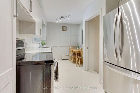 Photo 16 at 130 Park Avenue, Central Newmarket, Newmarket