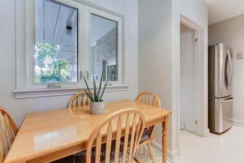 Photo 20 at 130 Park Avenue, Central Newmarket, Newmarket