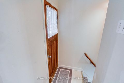 Photo 27 at 130 Park Avenue, Central Newmarket, Newmarket