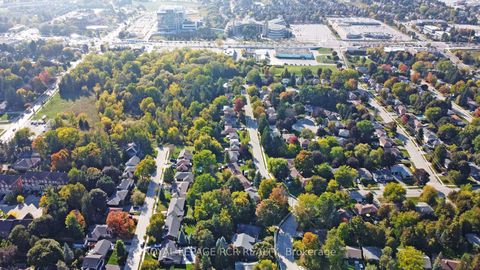 Photo 46 at 130 Park Avenue, Central Newmarket, Newmarket Photo 46 at 130 Park Avenue, Central Newmarket, Newmarket