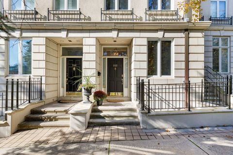Photo 2 at 262 Spadina Road, Casa Loma, Toronto