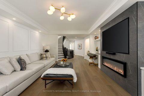 Photo 10 at 262 Spadina Road, Casa Loma, Toronto