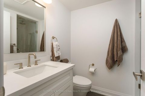 Photo 15 at 262 Spadina Road, Casa Loma, Toronto