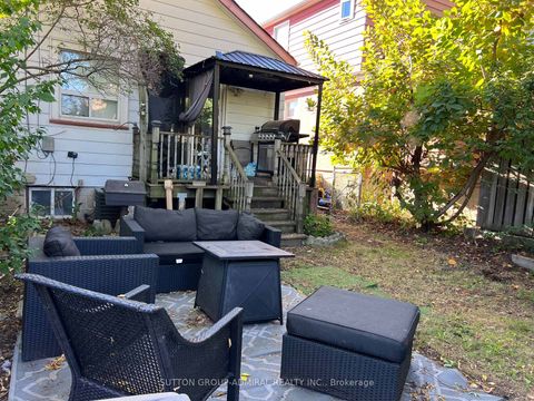Photo 2 at 85 Aylesworth Avenue, Cliffside, Toronto