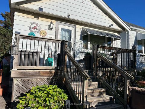 Photo 4 at 85 Aylesworth Avenue, Cliffside, Toronto