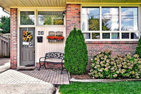 Photo 1 at 62 Haida Drive, Aurora Heights, Aurora Photo 1 at 62 Haida Drive, Aurora Heights, Aurora