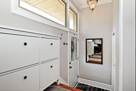 Photo 2 at 62 Haida Drive, Aurora Heights, Aurora Photo 2 at 62 Haida Drive, Aurora Heights, Aurora