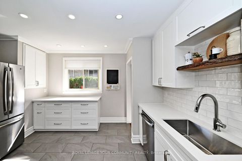 Photo 14 at 62 Haida Drive, Aurora Heights, Aurora Photo 14 at 62 Haida Drive, Aurora Heights, Aurora