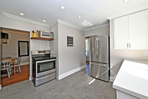 Photo 17 at 62 Haida Drive, Aurora Heights, Aurora Photo 17 at 62 Haida Drive, Aurora Heights, Aurora