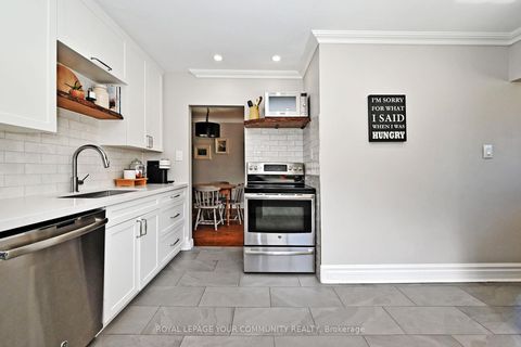 Photo 18 at 62 Haida Drive, Aurora Heights, Aurora Photo 18 at 62 Haida Drive, Aurora Heights, Aurora