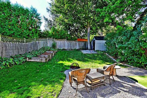 Photo 39 at 62 Haida Drive, Aurora Heights, Aurora Photo 39 at 62 Haida Drive, Aurora Heights, Aurora