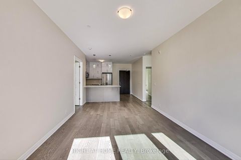 Photo 13 at 401 - 102 Grovewood Common Circle, GO Glenorchy, Oakville