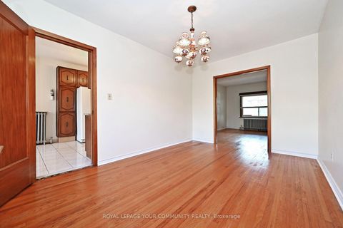 Photo 12 at 284 Wolverleigh Boulevard, Danforth, Toronto