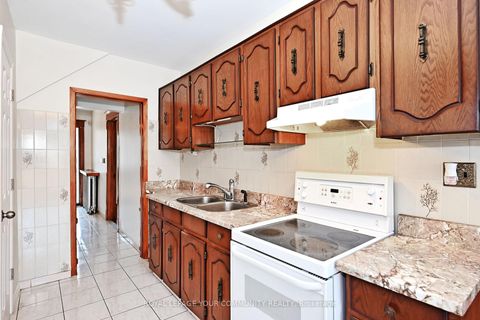 Photo 14 at 284 Wolverleigh Boulevard, Danforth, Toronto