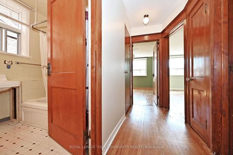 Photo 22 at 284 Wolverleigh Boulevard, Danforth, Toronto