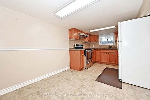 Photo 37 at 284 Wolverleigh Boulevard, Danforth, Toronto
