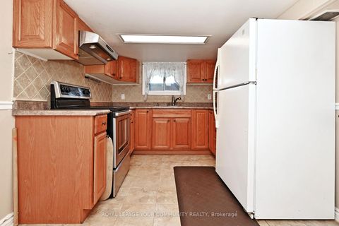 Photo 38 at 284 Wolverleigh Boulevard, Danforth, Toronto