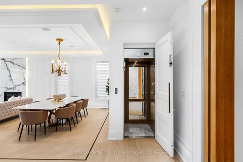 Photo 3 at 190 Hounslow Avenue, Willowdale West, Toronto