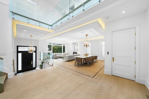 Photo 7 at 190 Hounslow Avenue, Willowdale West, Toronto