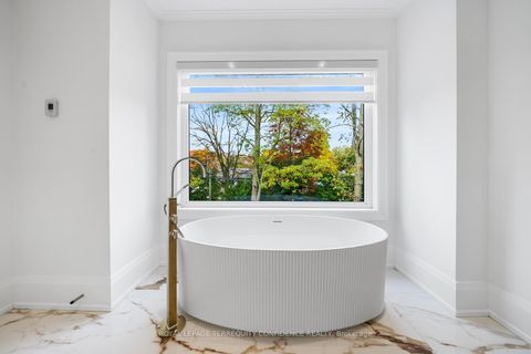 Photo 30 at 190 Hounslow Avenue, Willowdale West, Toronto