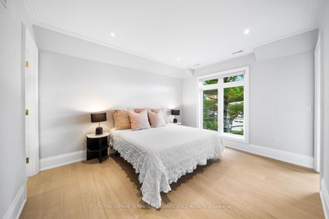 Photo 36 at 190 Hounslow Avenue, Willowdale West, Toronto