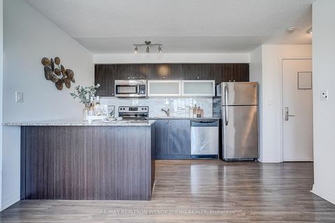Photo 8 at 810 - 2015 Sheppard Avenue E, Henry Farm, Toronto