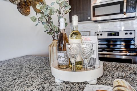 Photo 18 at 810 - 2015 Sheppard Avenue E, Henry Farm, Toronto
