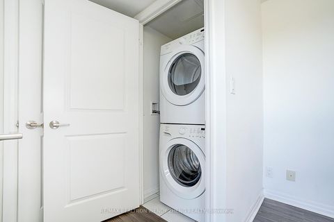 Photo 29 at 810 - 2015 Sheppard Avenue E, Henry Farm, Toronto