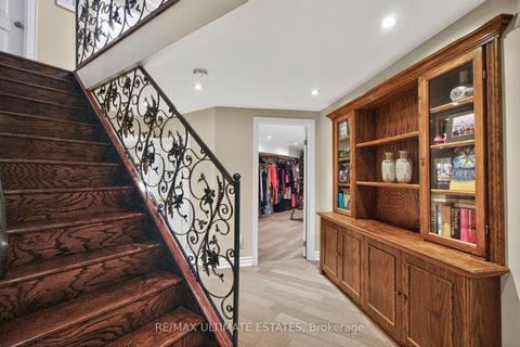 Photo 29 at 32 Mossgrove Trail, Windfields, Toronto
