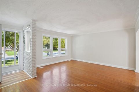 Photo 3 at 24 Fulham Street, Malvern West, Toronto
