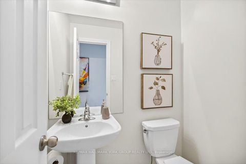 Photo 4 at 1192 Peelar Crescent, Lefroy, Innisfil