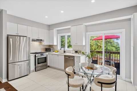 Photo 8 at 1192 Peelar Crescent, Lefroy, Innisfil