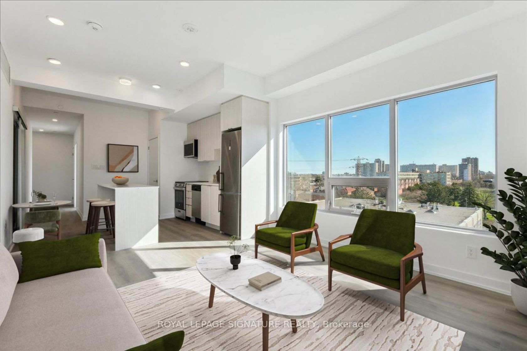 701 - 2433 Dufferin Street, Belgravia, Toronto by Alessia Polo 701 - 2433 Dufferin Street, Belgravia, Toronto