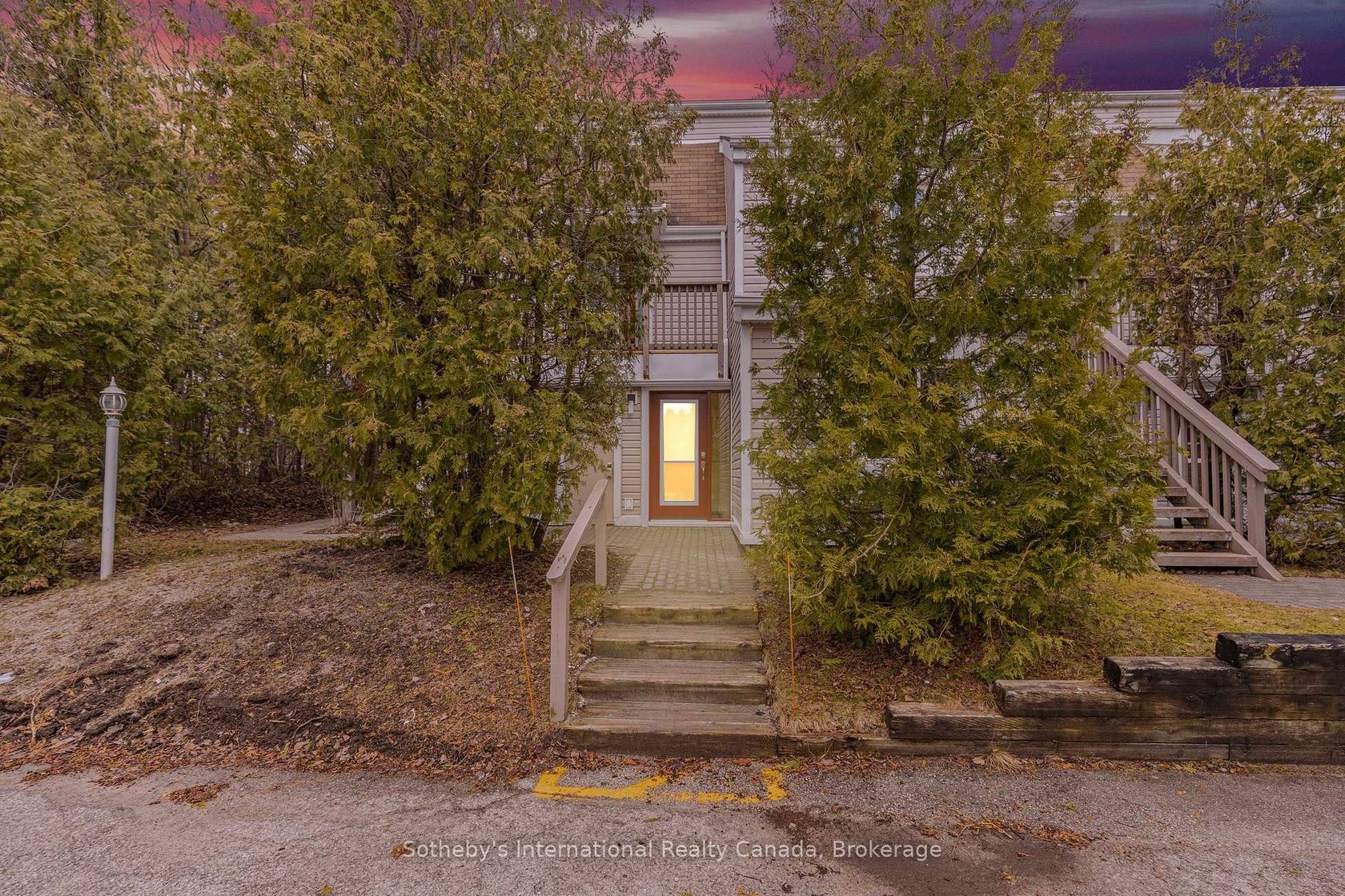 181 - 49 TROTT Boulevard, Collingwood 