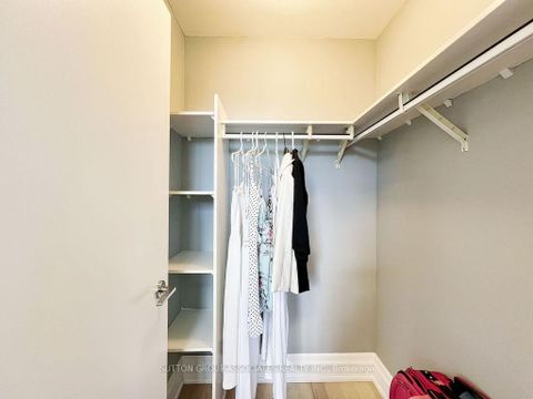 Photo 14 at 1909 - 21 Carlton Street, Yonge Corridor, Toronto Photo 14 at 1909 - 21 Carlton Street, Yonge Corridor, Toronto