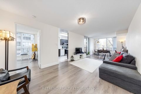 Photo 4 at 305 - 256 Doris Avenue, Willowdale East, Toronto