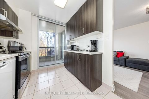 Photo 12 at 305 - 256 Doris Avenue, Willowdale East, Toronto