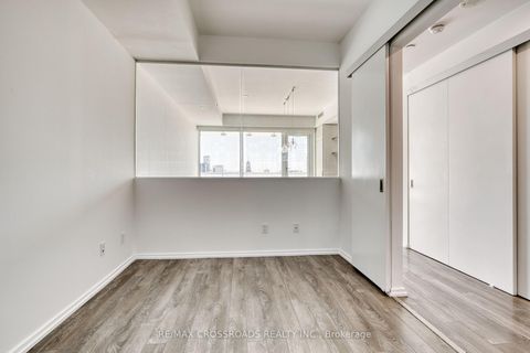Photo 10 at 1510 - 197 Yonge Street, Yonge Corridor, Toronto