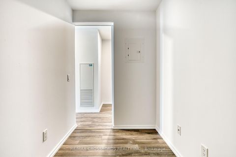 Photo 19 at 1510 - 197 Yonge Street, Yonge Corridor, Toronto Photo 19 at 1510 - 197 Yonge Street, Yonge Corridor, Toronto