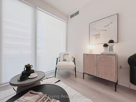 Photo 3 at 417 - 158 Front Street E, Moss Park, Toronto