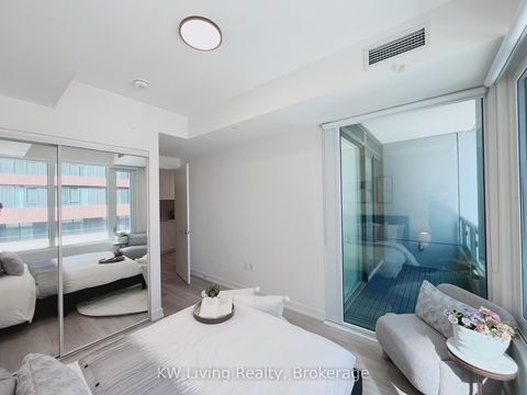 Photo 12 at 417 - 158 Front Street E, Moss Park, Toronto