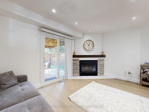 Photo 6 at 828 Leslie Valley Drive, Leslie Valley, Newmarket