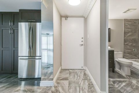 Photo 6 at 306 - 5 Weldrick Road W, North Richvale, Richmond Hill