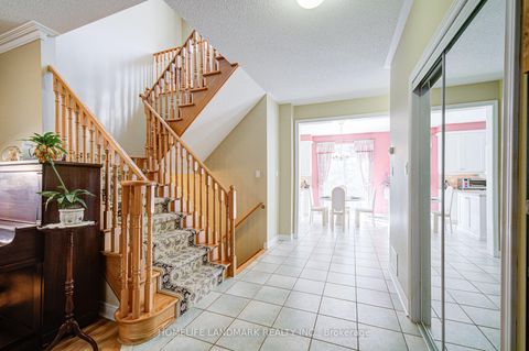 Photo 11 at 189 Silver Linden Drive, Langstaff, Richmond Hill
